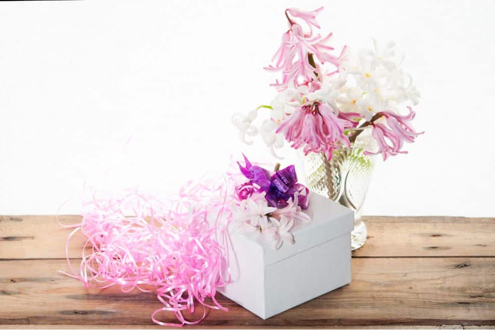 Comment faire des fleurs avec du papier crépon